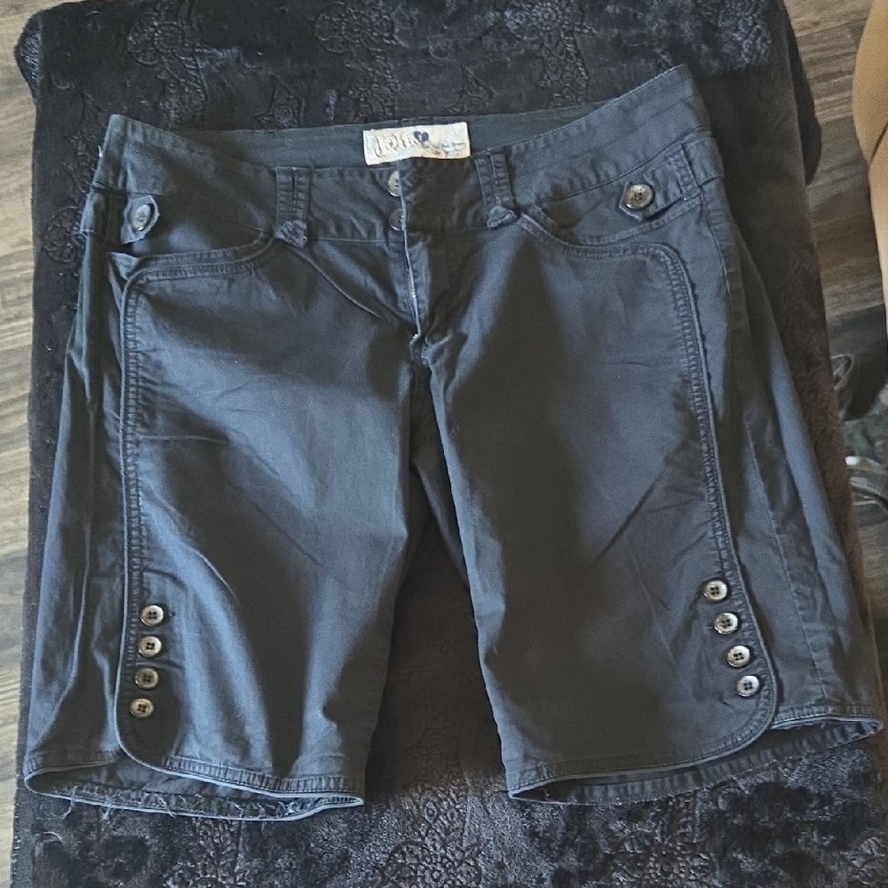 Jolt Black Sleek Bermuda Shorts